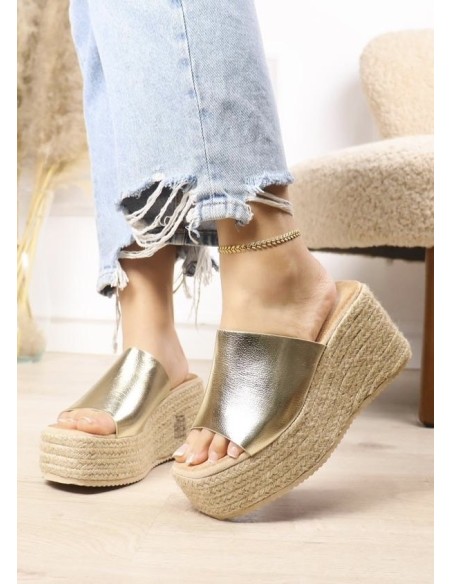 Sandalias CUÑA GOLDESS
