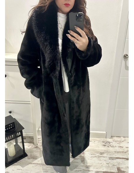 Abrigos pelos DONATELLA